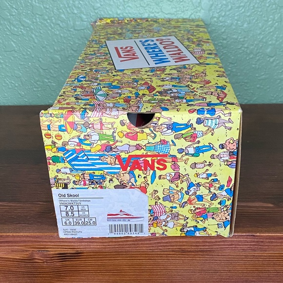 VANS Where's Waldo? Striped Sneakers Women's 8.5 Men's 7 - Picture 3 of 9